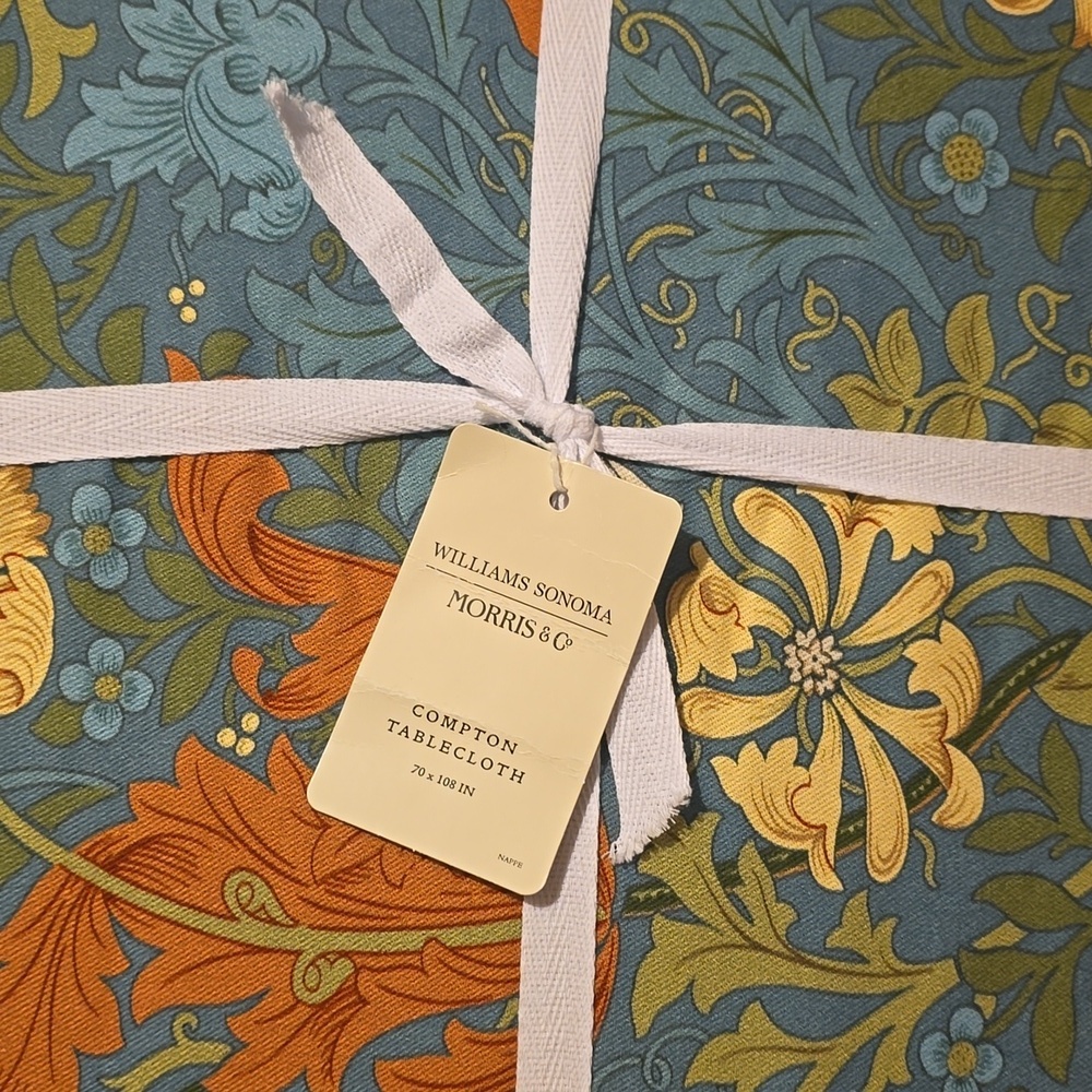 Williams Sonoma MORRIS & CO. Compton Tablecloth,Size 70×108 In, Retail $150.00US - Picture 8 of 15
